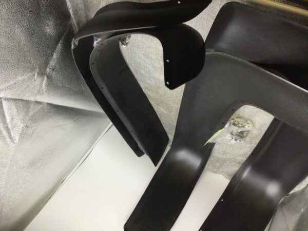 2002 Polaris FRONT AND REAR MUD SKIRTS
KIT = 2872316 & 2872317 - Image 4