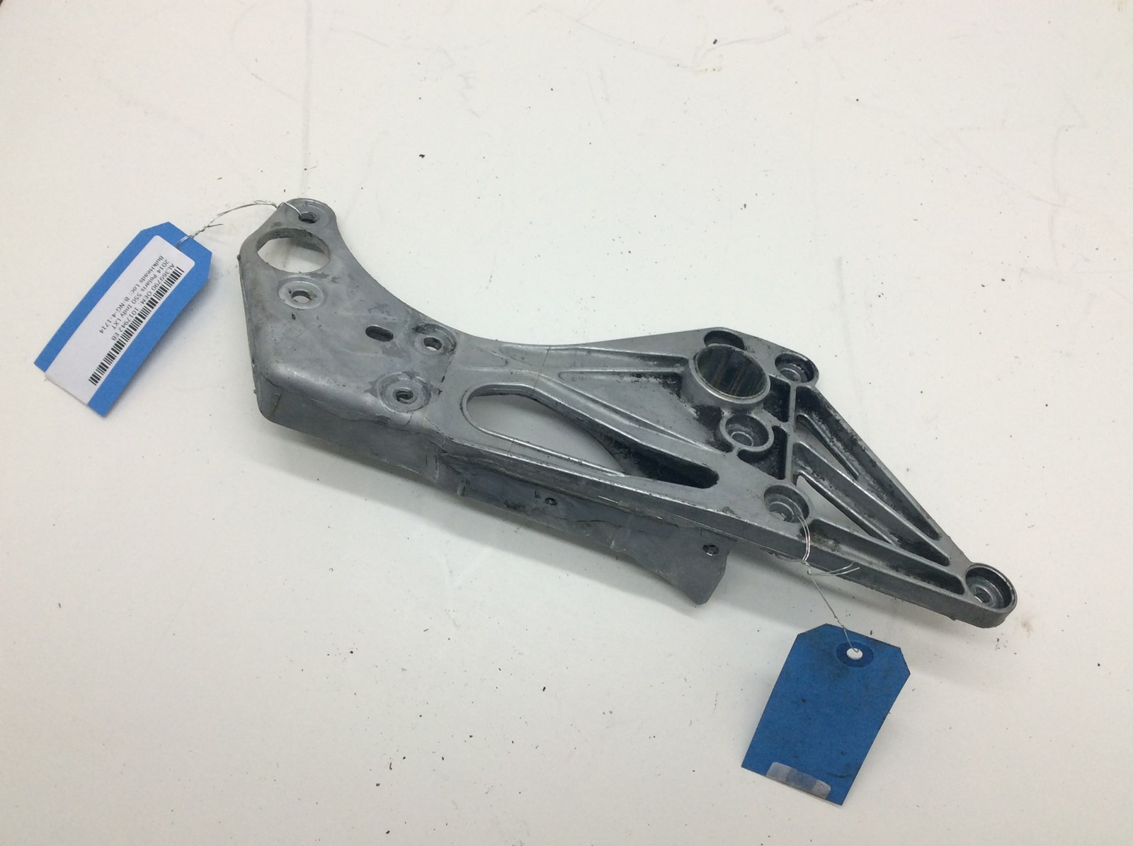 2014 Polaris bulklhead-LH Brace - Image 3