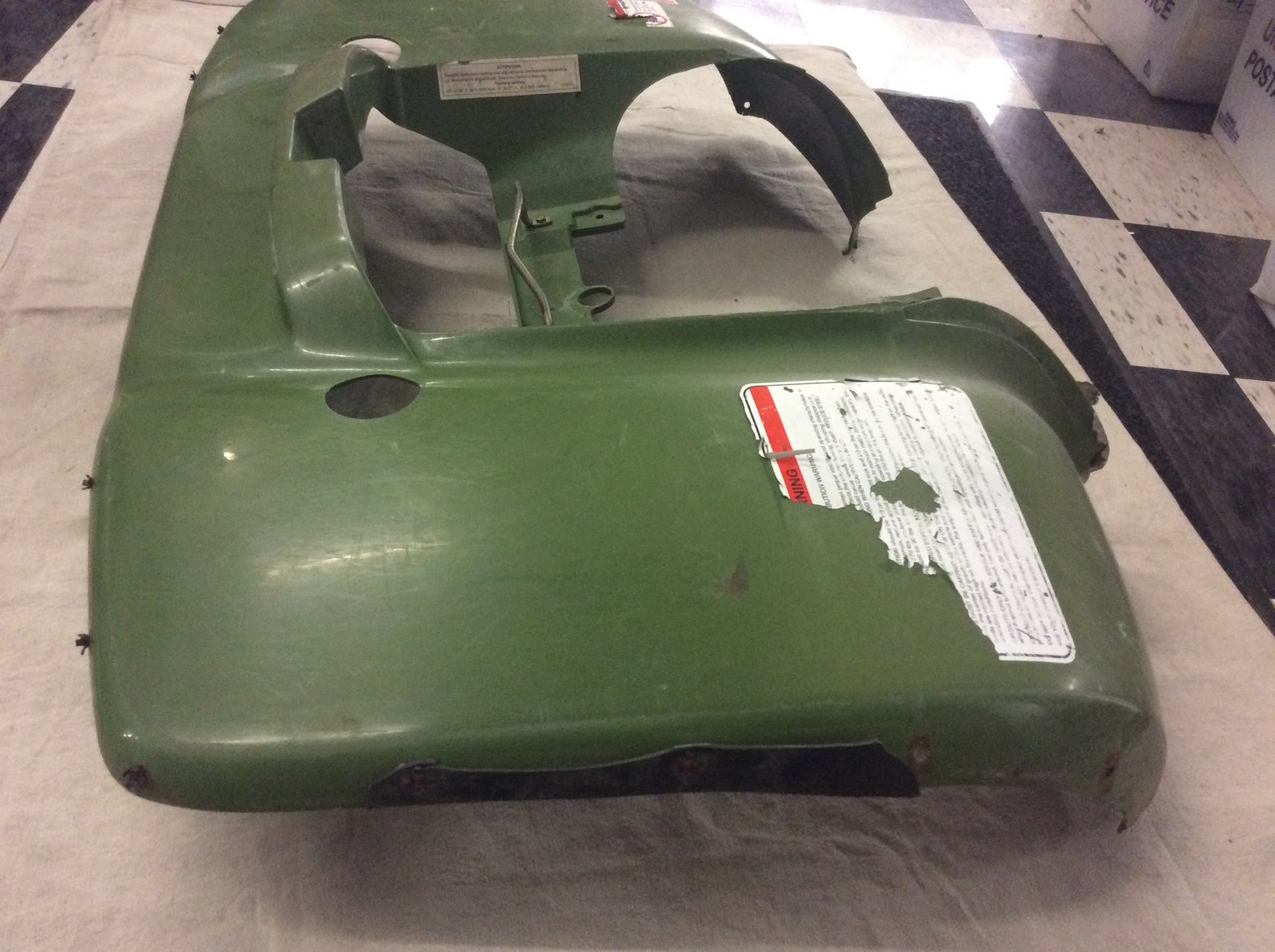 1999 Polaris rear fender - Image 2
