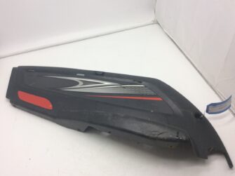 2006 Polaris snow skirt-RH