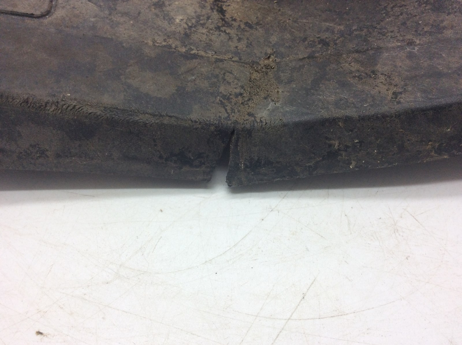 2007 Ski-Doo snow flap - Image 2