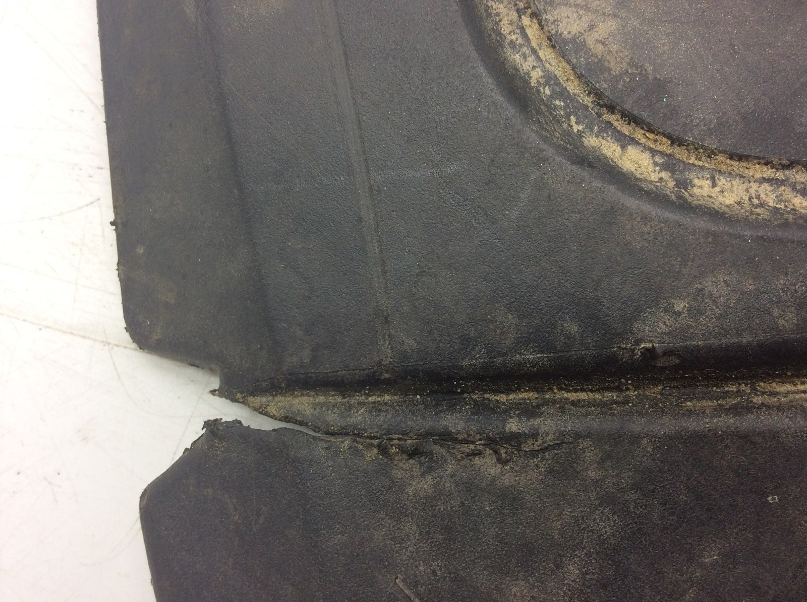 2007 Ski-Doo snow flap - Image 4