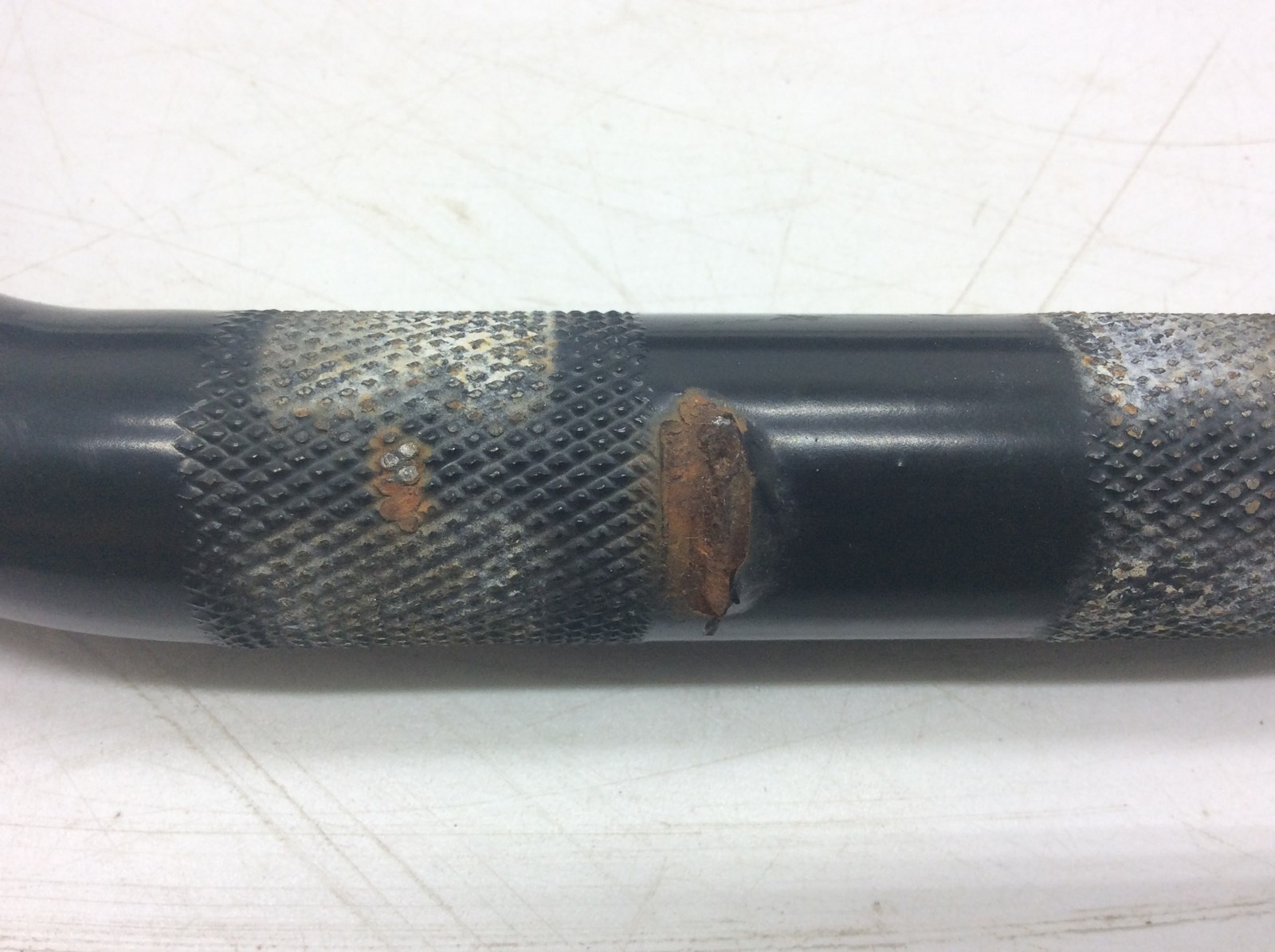 2005 Ski-Doo handlebar - Image 2