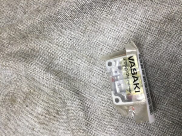1971 Kawasaki LH LOWER CASE - Image 2