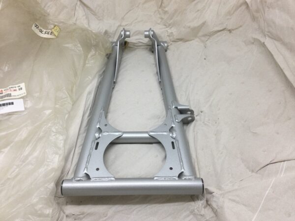 2004 Yamaha NEW LOWER LEFT A ARM - Image 3