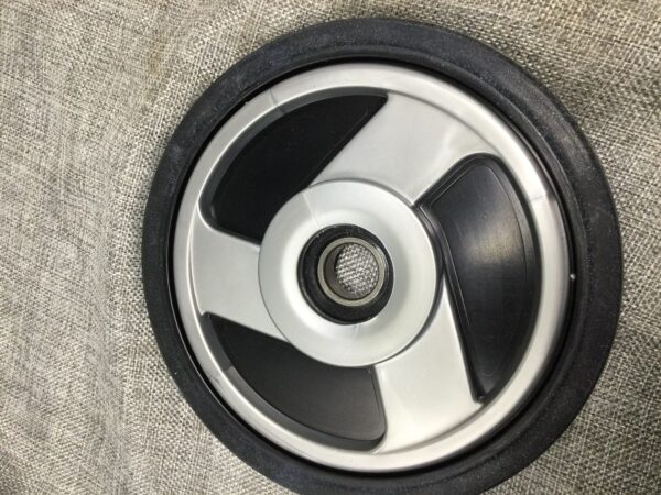 2000 Yamaha IDLER WHEEL SILVER - Image 4