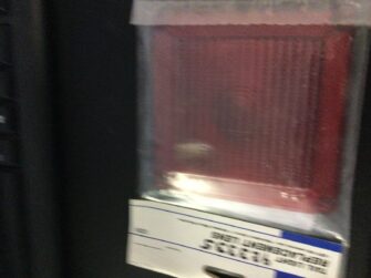 TAIL LIGHT LENS SQUARE 4 BOLTS RED