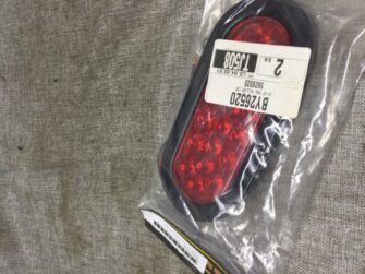 BUYERS STOP/TAIL/TURN 6 1/2" OVAL  W/ GROMMET & PIGTAIL 20 LED