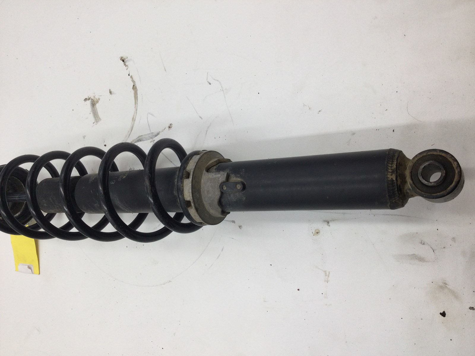 2015 Can-Am Outlader 570 Front shock - Image 4
