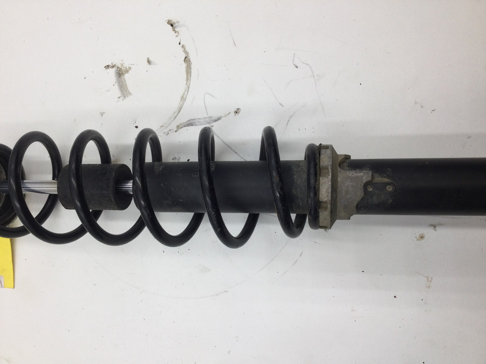 2015 Can-Am Outlader 570 Front shock - Image 5