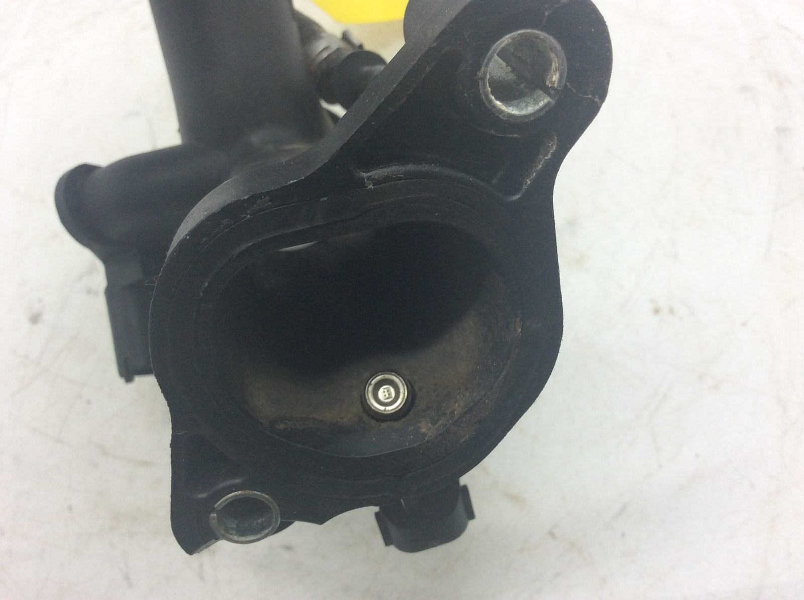 2007 Can-Am Outlander 500- air intake manifold - Image 3