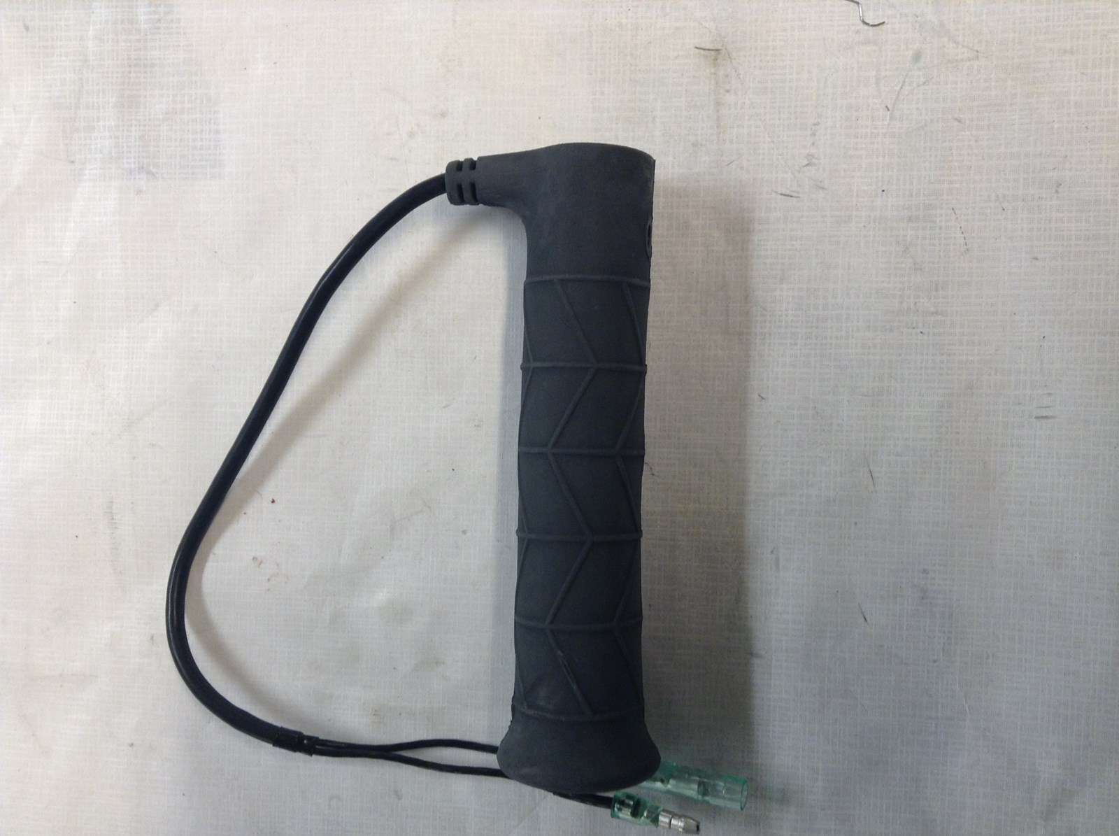 2010 Yamaha GRIP ASSEMBLY - Image 2