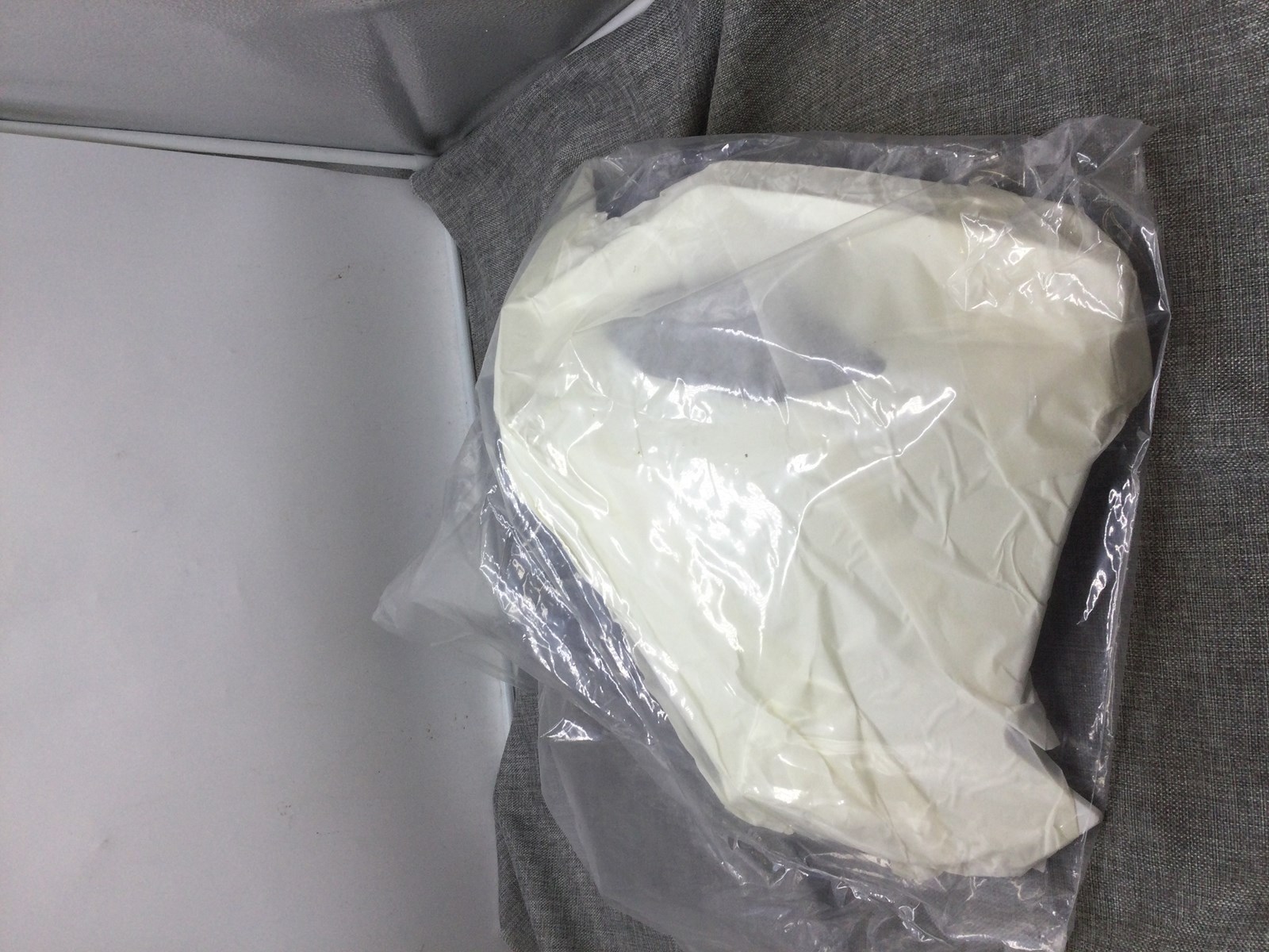 2018 Ski-Doo PANEL RH (WHITE) - Image 2