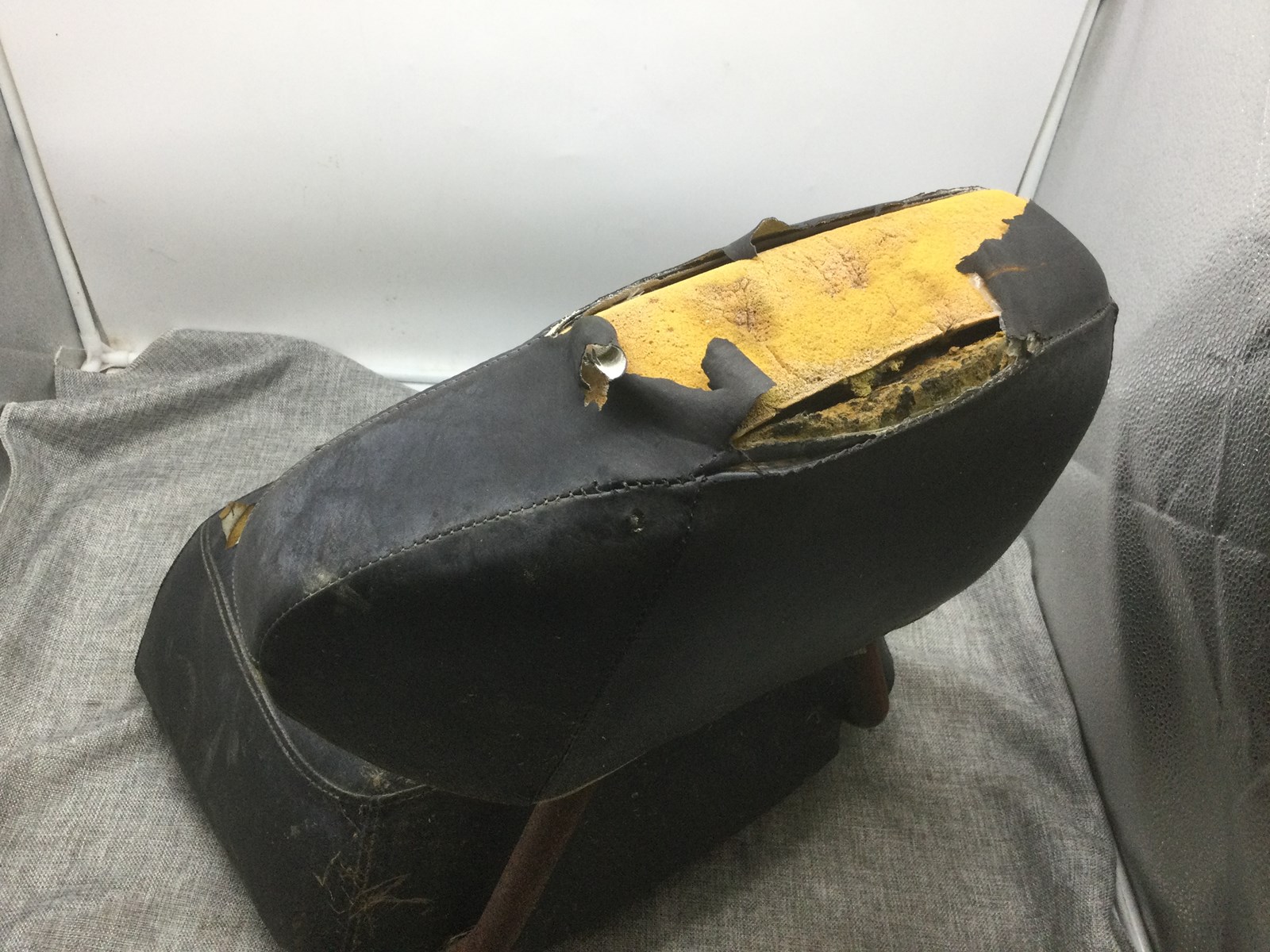 2015 Yamaha Passenger Seat and Backrest Assembly - Image 3