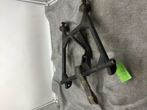 1992 Arctic Cat REAR SUSPENSION FRONT ARM - Image 4