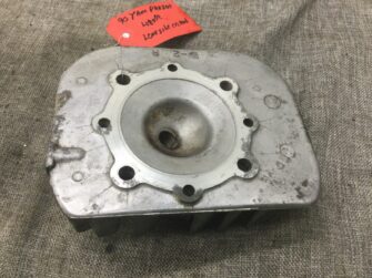 1990 Yamaha cylinder head