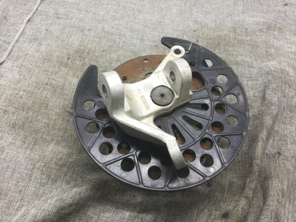 2008 Polaris LH front wheel ass. - Image 2