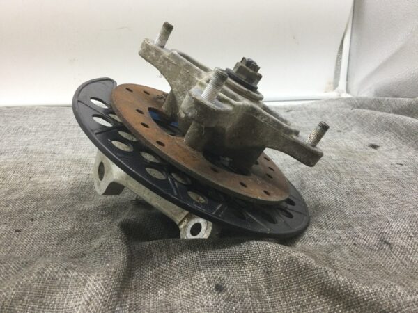 2008 Polaris RH front wheel ass. - Image 2