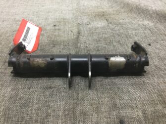 2003 Yamaha bracket