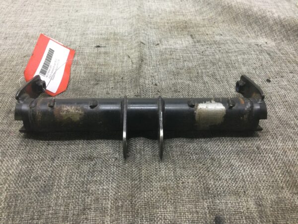 2003 Yamaha bracket