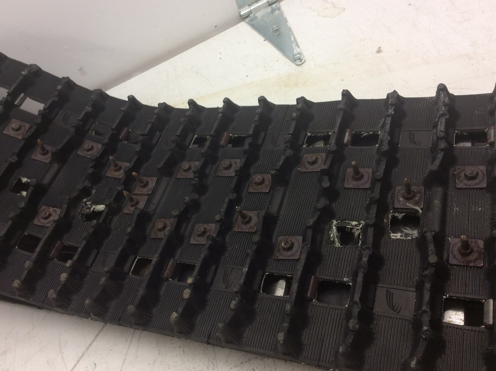 2005 Ski-Doo Track  15x136- 2.52 - Image 2