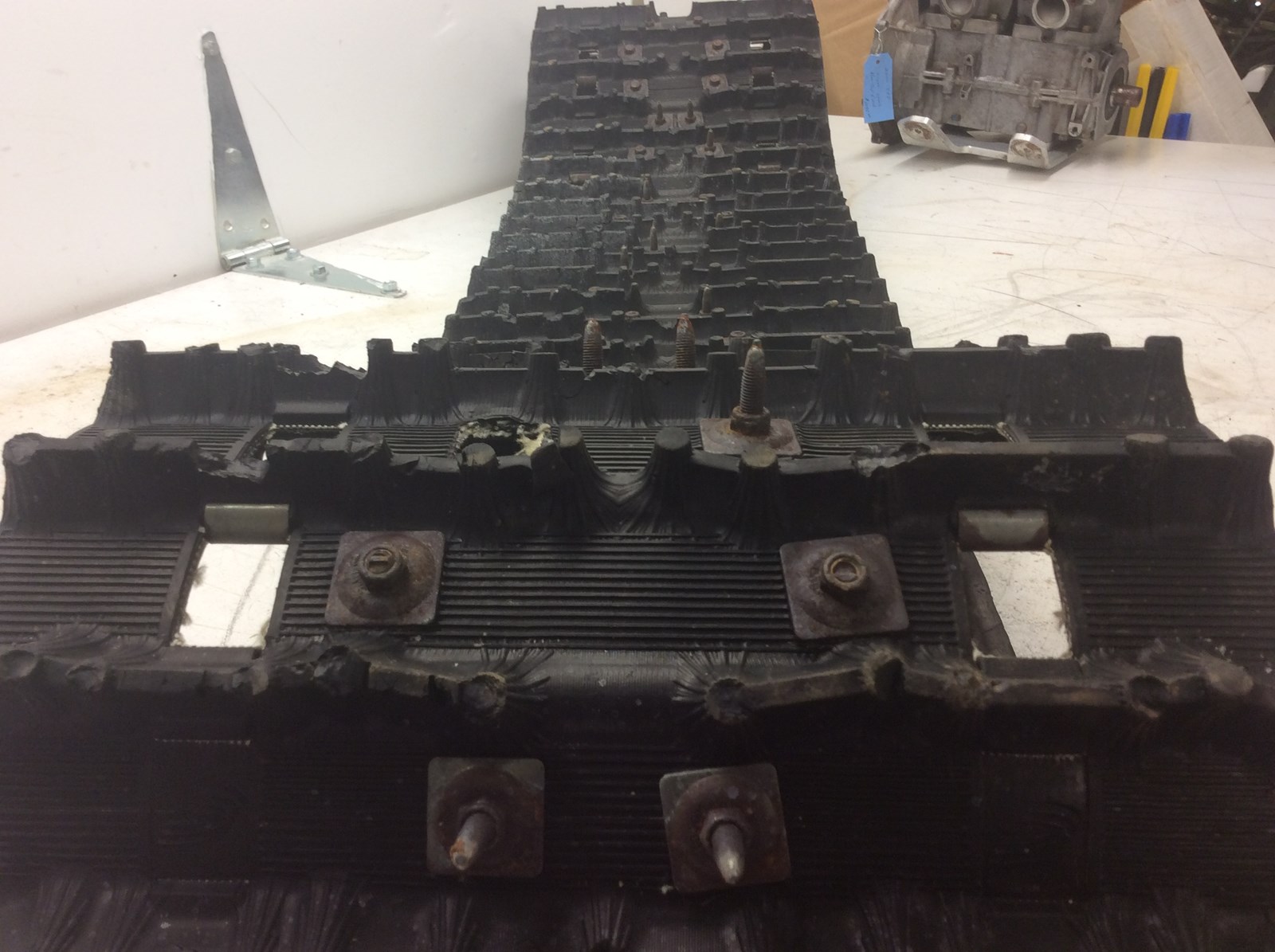 2005 Ski-Doo Track  15x136- 2.52 - Image 3