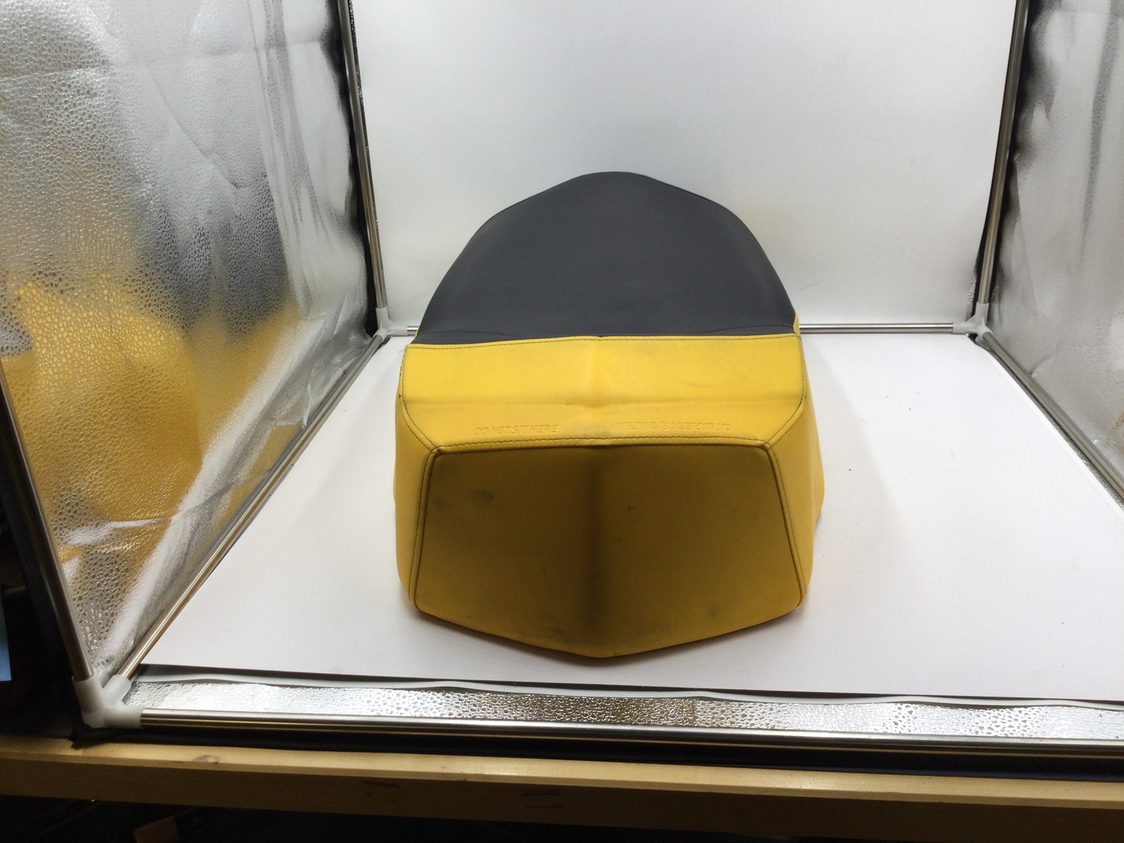 2009 Ski-Doo seat - Image 4