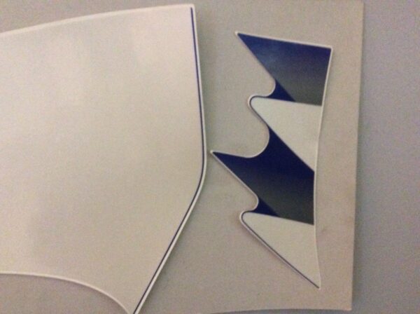 1991 Yamaha GRAPHIC SET COWLING - Image 3