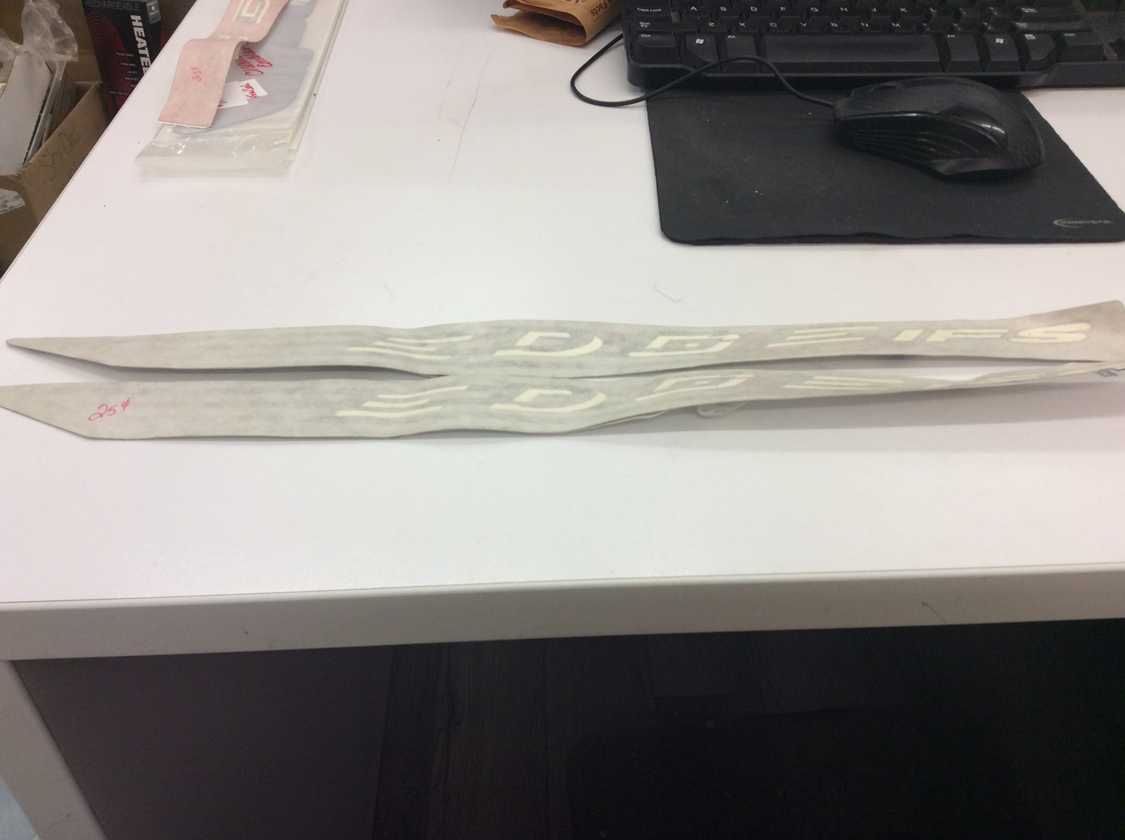 2005 Polaris DECAL- TRAILING ARM RH