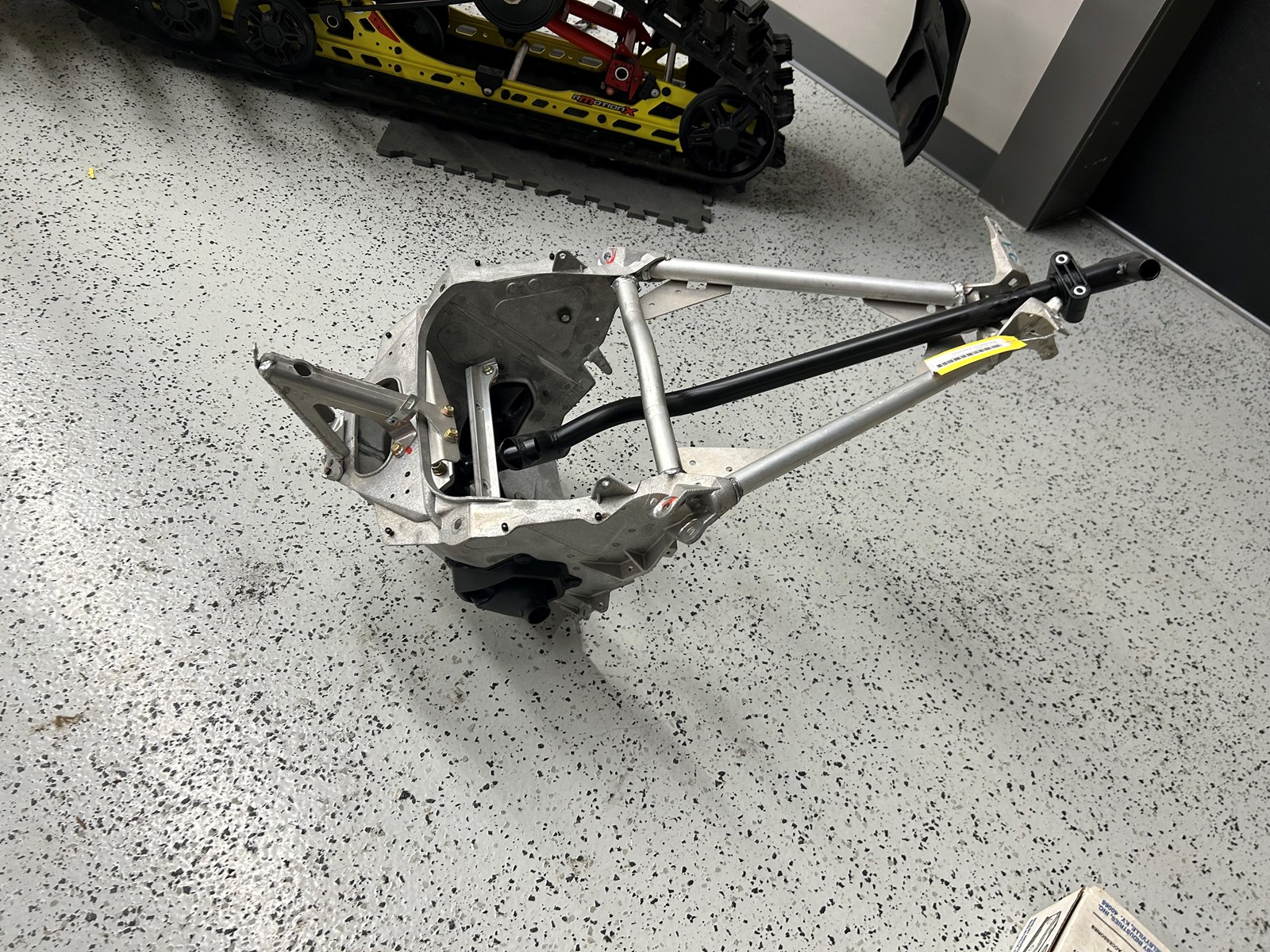 2019 Ski-Doo RS S module, bulkhead. - Image 4