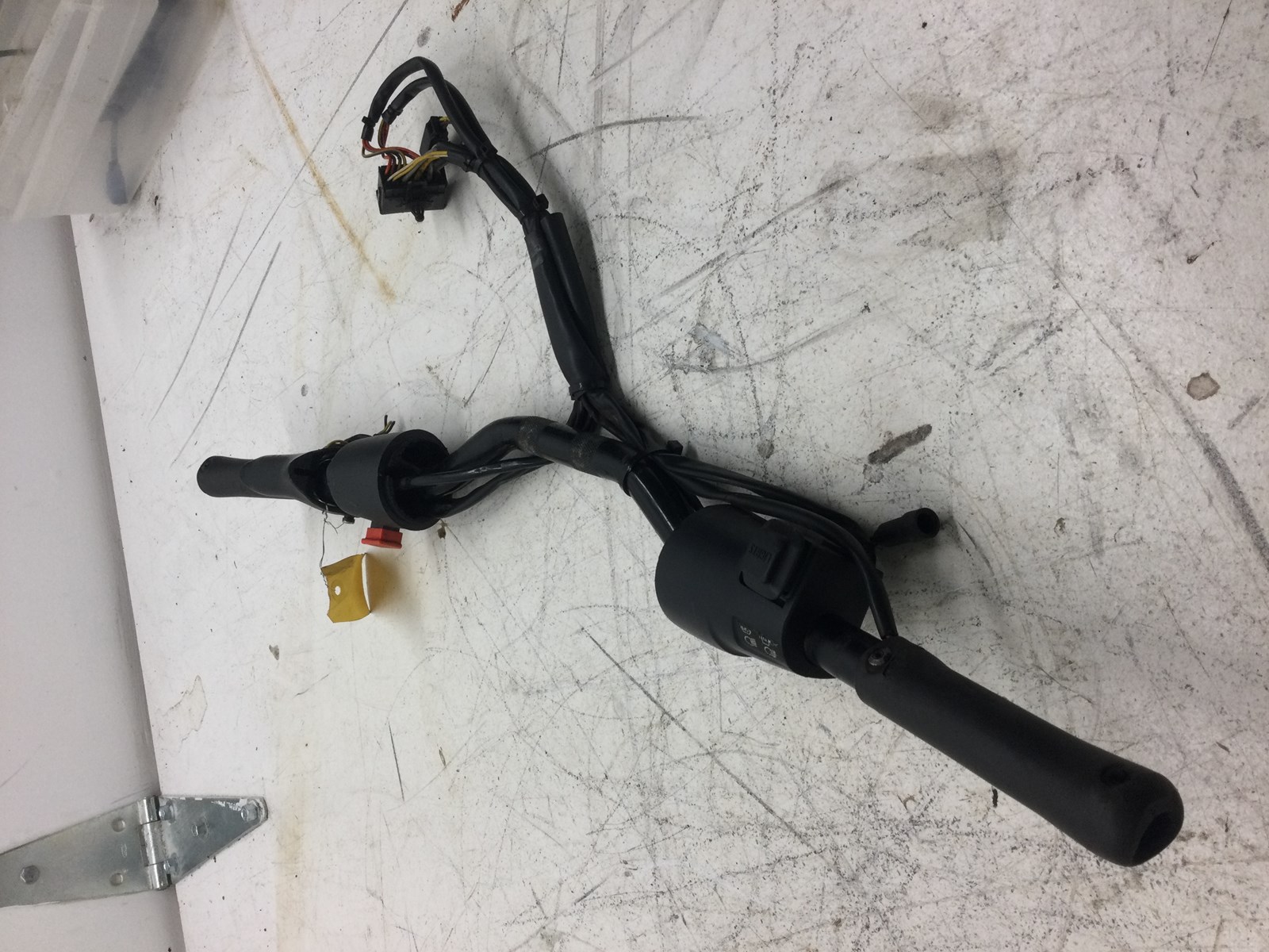 2002 Ski-Doo Handlebar Assembly - Image 4