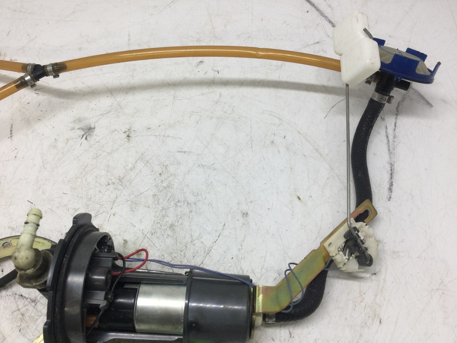 2013 Arctic Cat Fuel Pump Assembly - Image 2