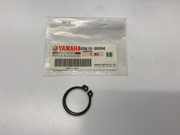 2005 Yamaha Circlip
