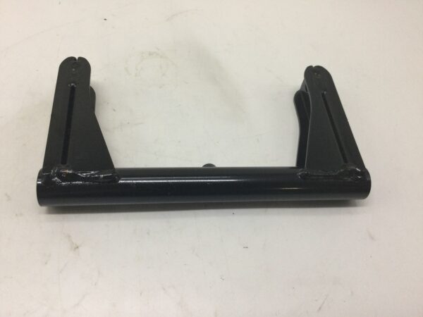 2004 Polaris rear arm, pivot - Image 4