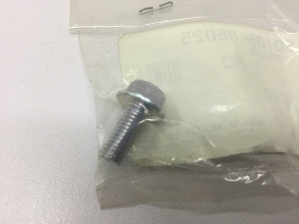 Bolt, Flange - Image 3