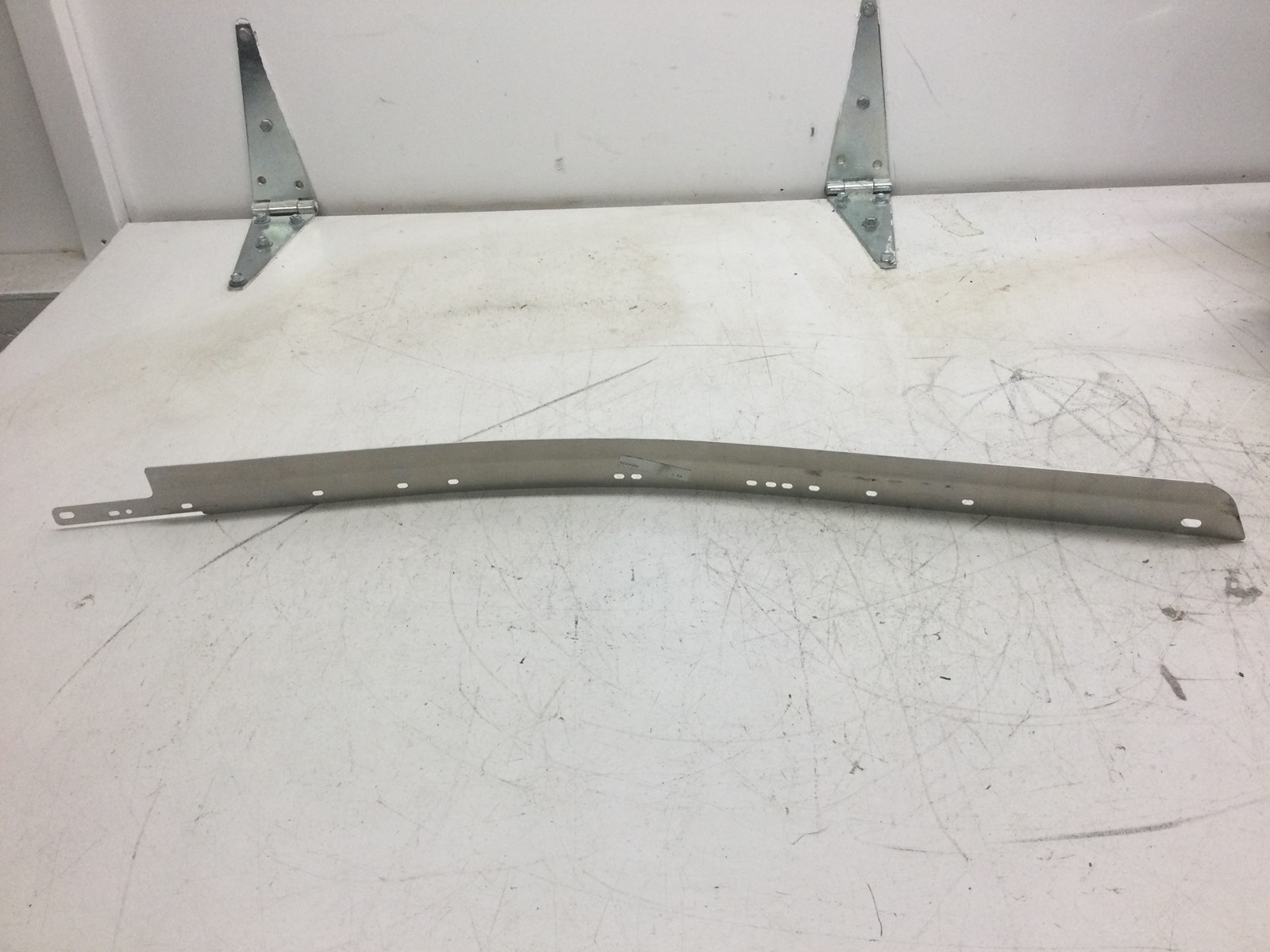 RH Hood Guide - Image 3