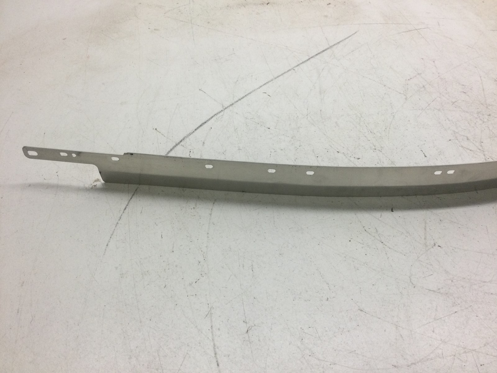 RH Hood Guide - Image 4