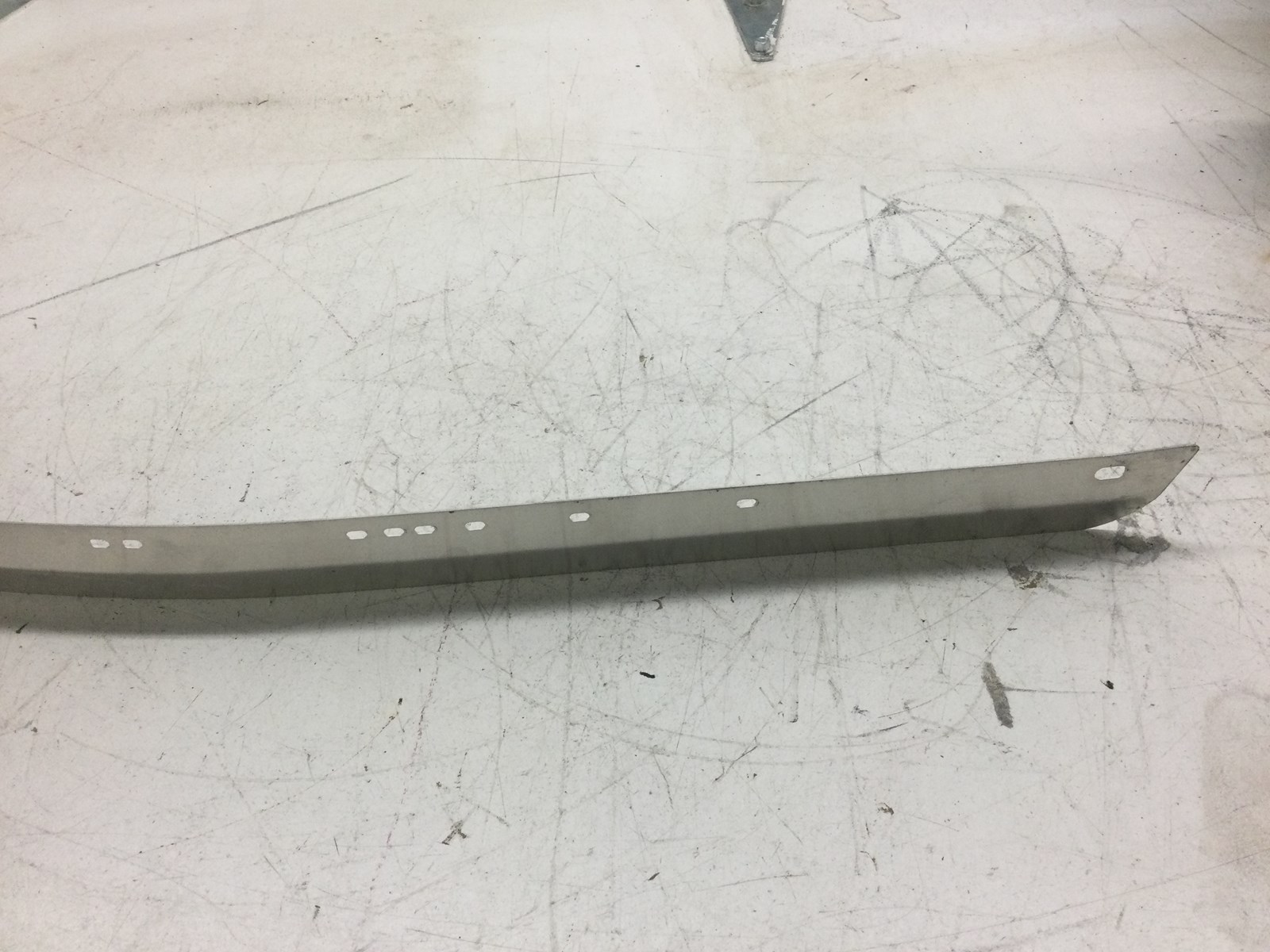 RH Hood Guide - Image 5