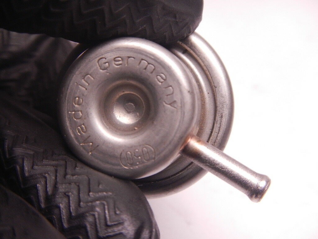 2007 Polaris fuel pressure regulator - Image 3