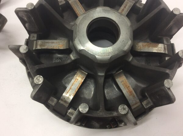 2006 Can-Am outlander max 800, primary clutch - Image 3