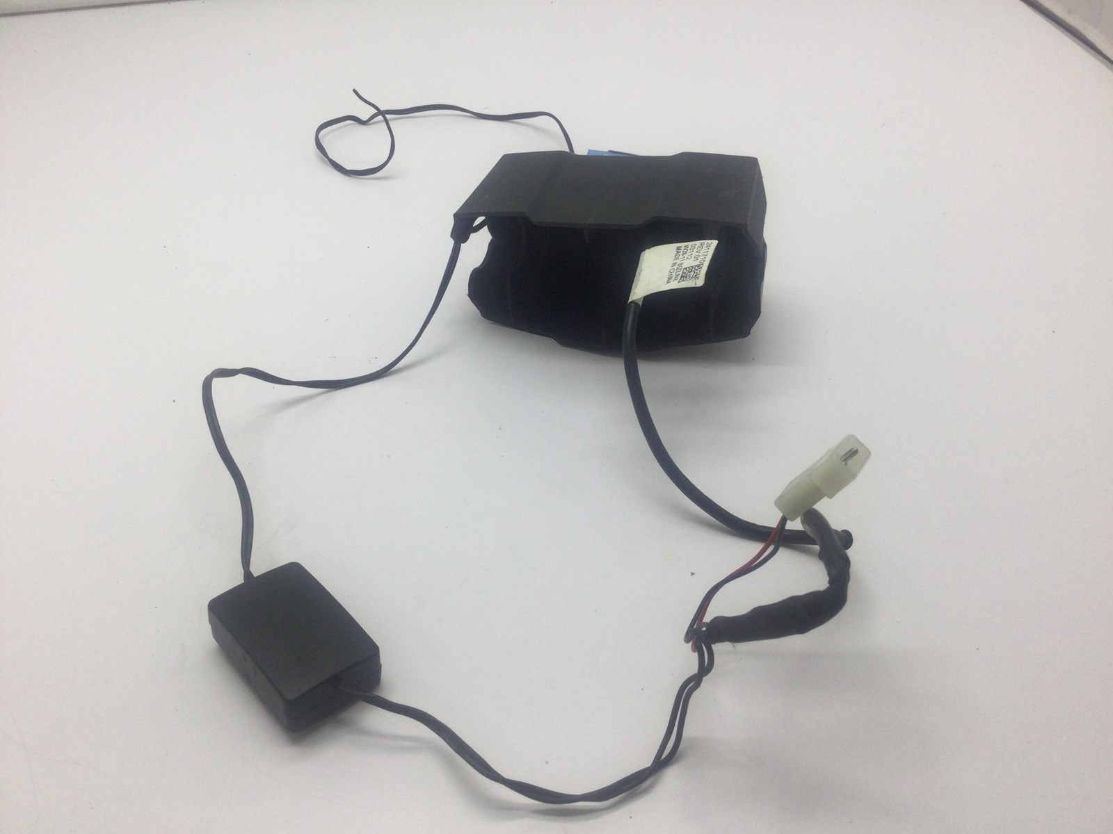 2013 Polaris Handlebar Cover w/Auxiliary Power Plug - See Comments - Image 4