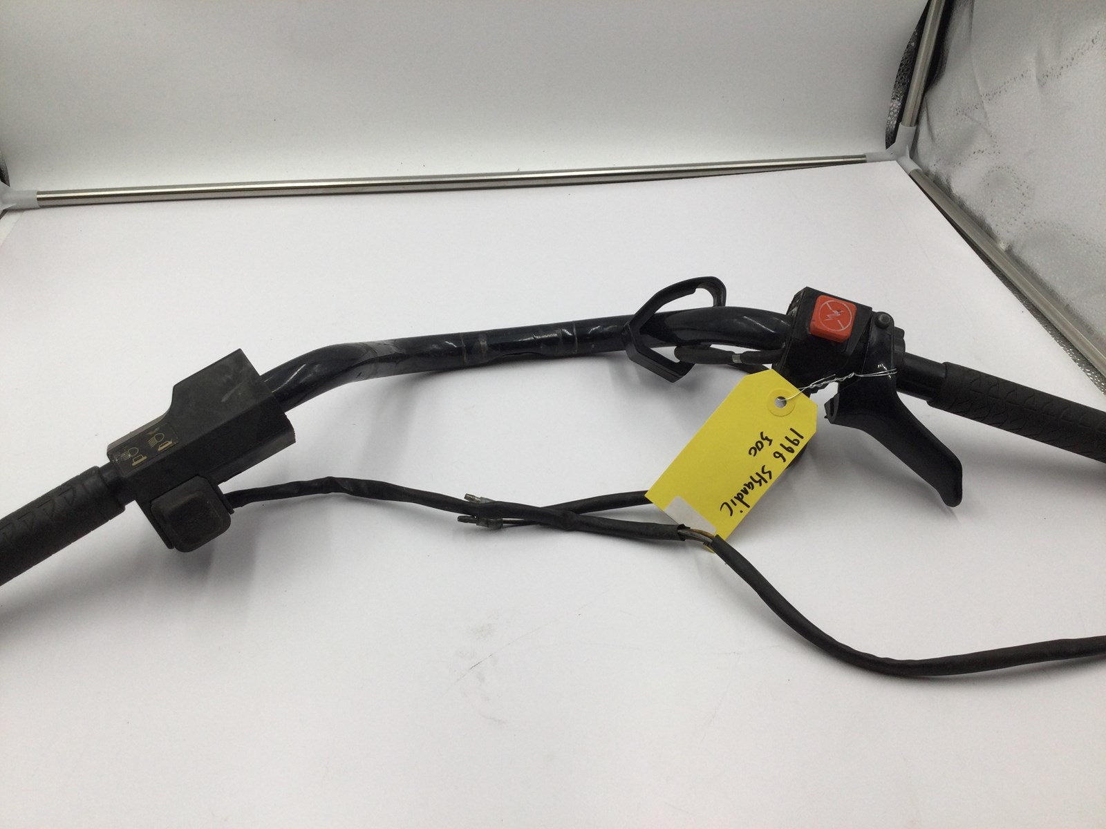 1996 Ski-Doo Handlebar assembly - Image 3