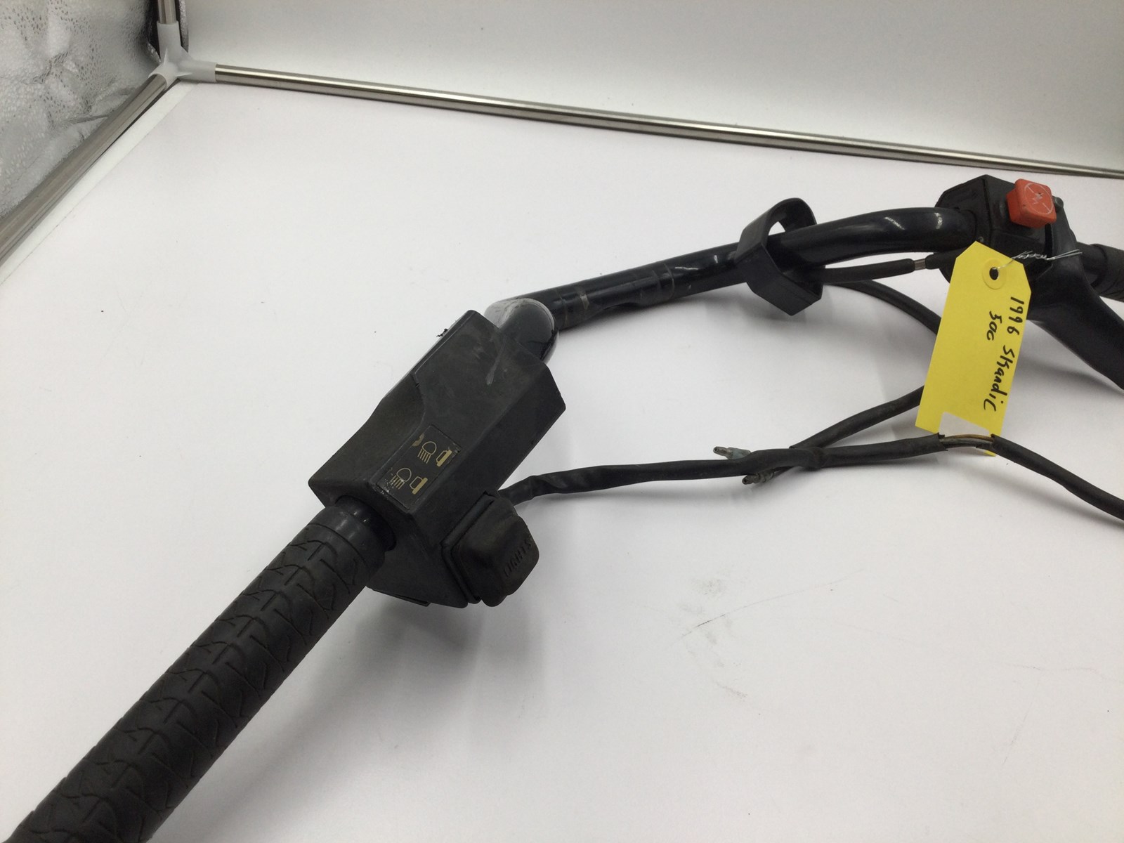 1996 Ski-Doo Handlebar assembly - Image 4