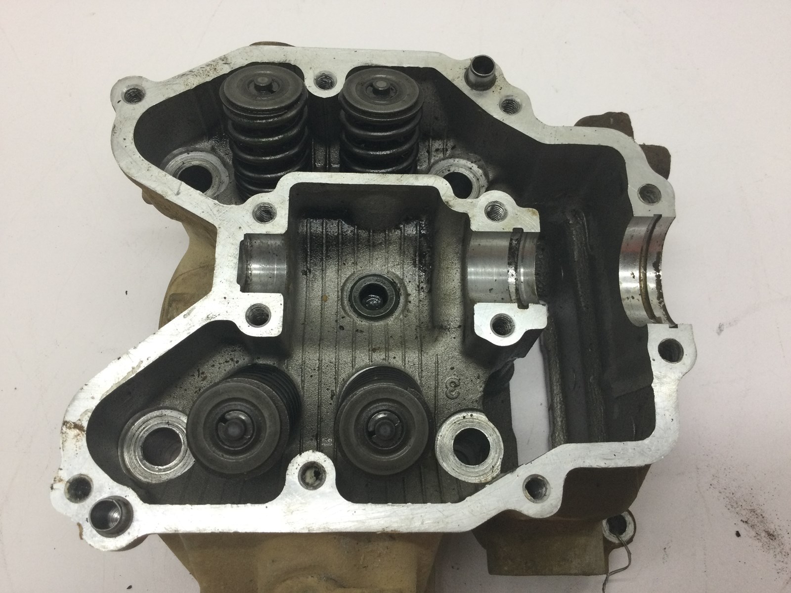 2004 Kawasaki Cylinder head rear - Image 2