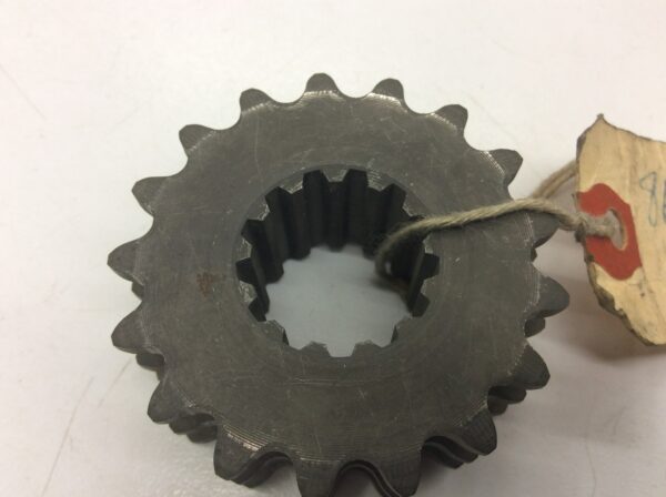 1976 Yamaha Chain Drive Sprocket Triple 17T - Image 2