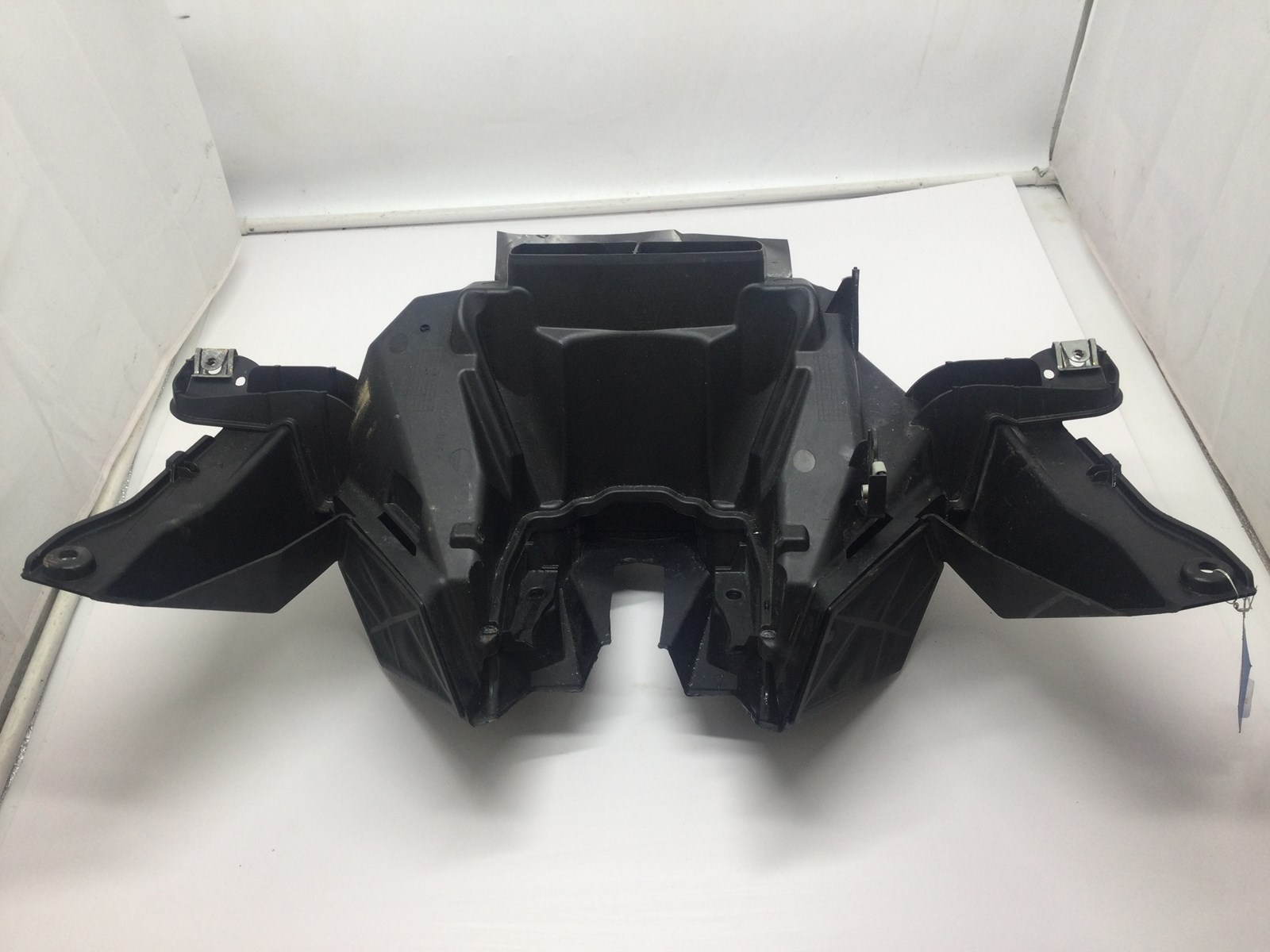 2015 Polaris Air Intake Plenum Assembly - Image 4