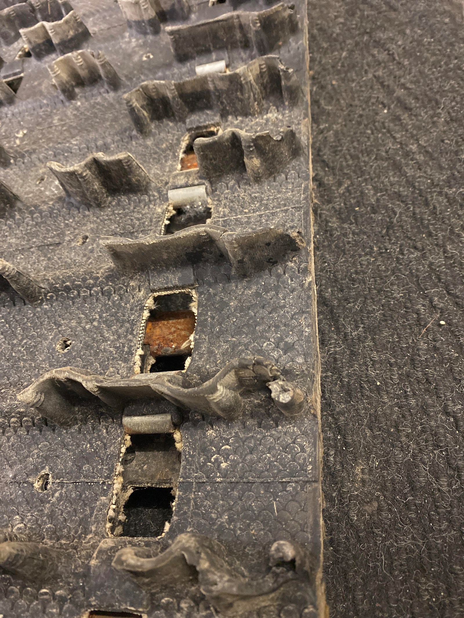 2012 Arctic Cat Used Track 15x141x1.5" - Image 3