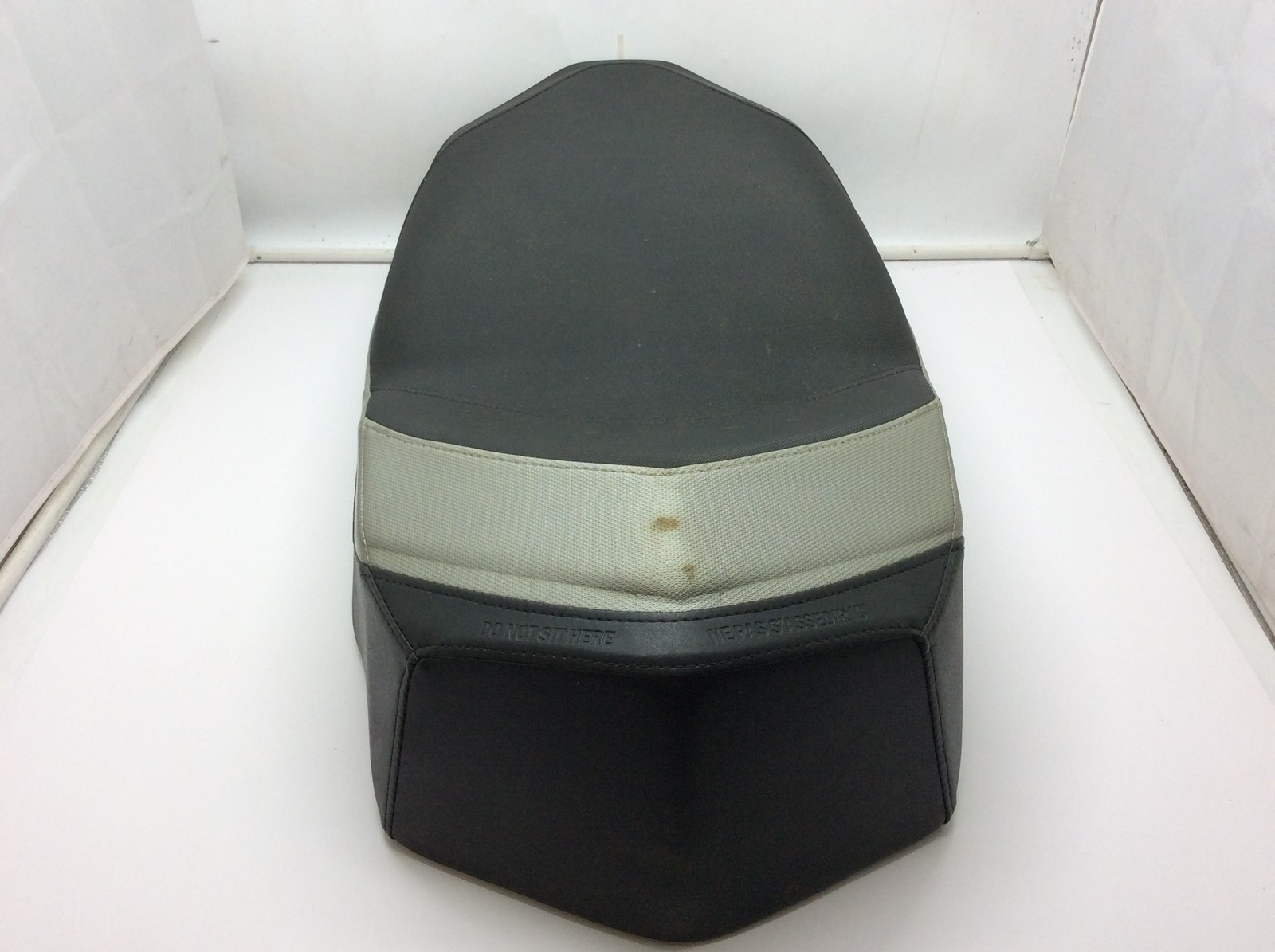 2009 Ski-Doo Seat - Image 2