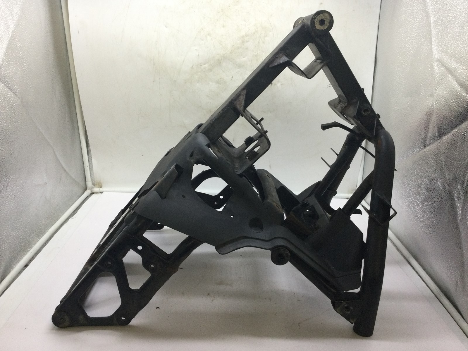 2007 Yamaha front frame comp
