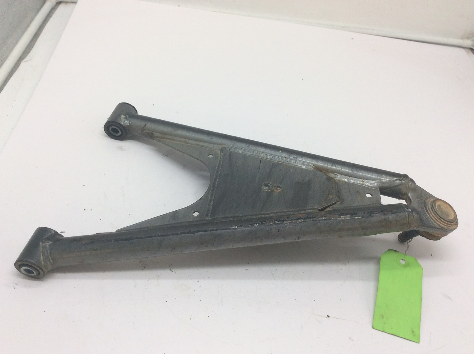 2004 Kawasaki lower LH a arm - Image 4